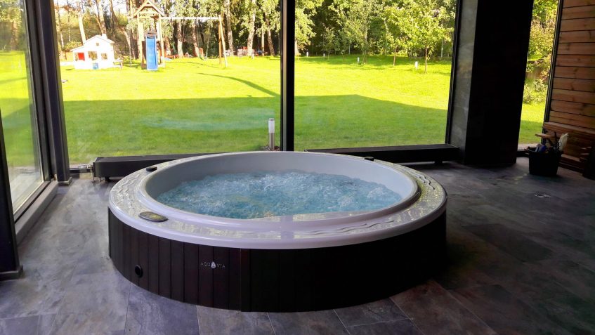 Installation of a spa pool