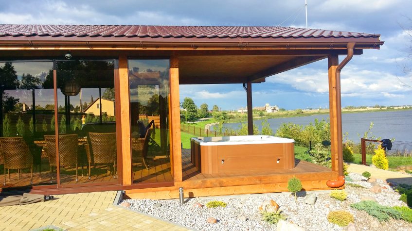 Installation of a spa pool