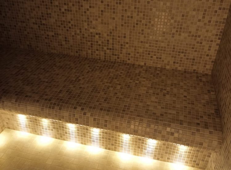 Installation of a turkish bath