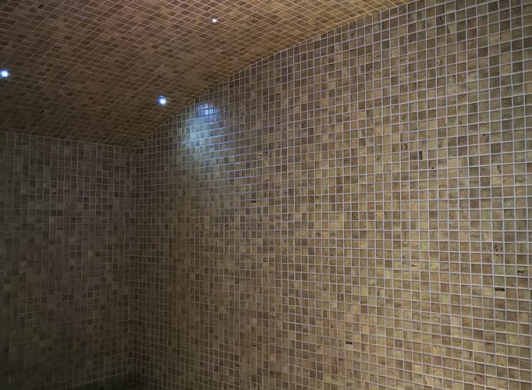 Installation of a turkish bath