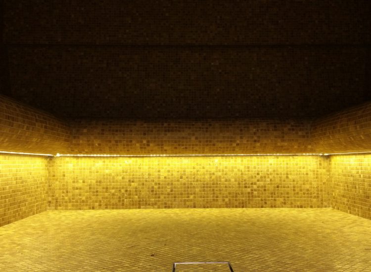 Installation of a turkish bath